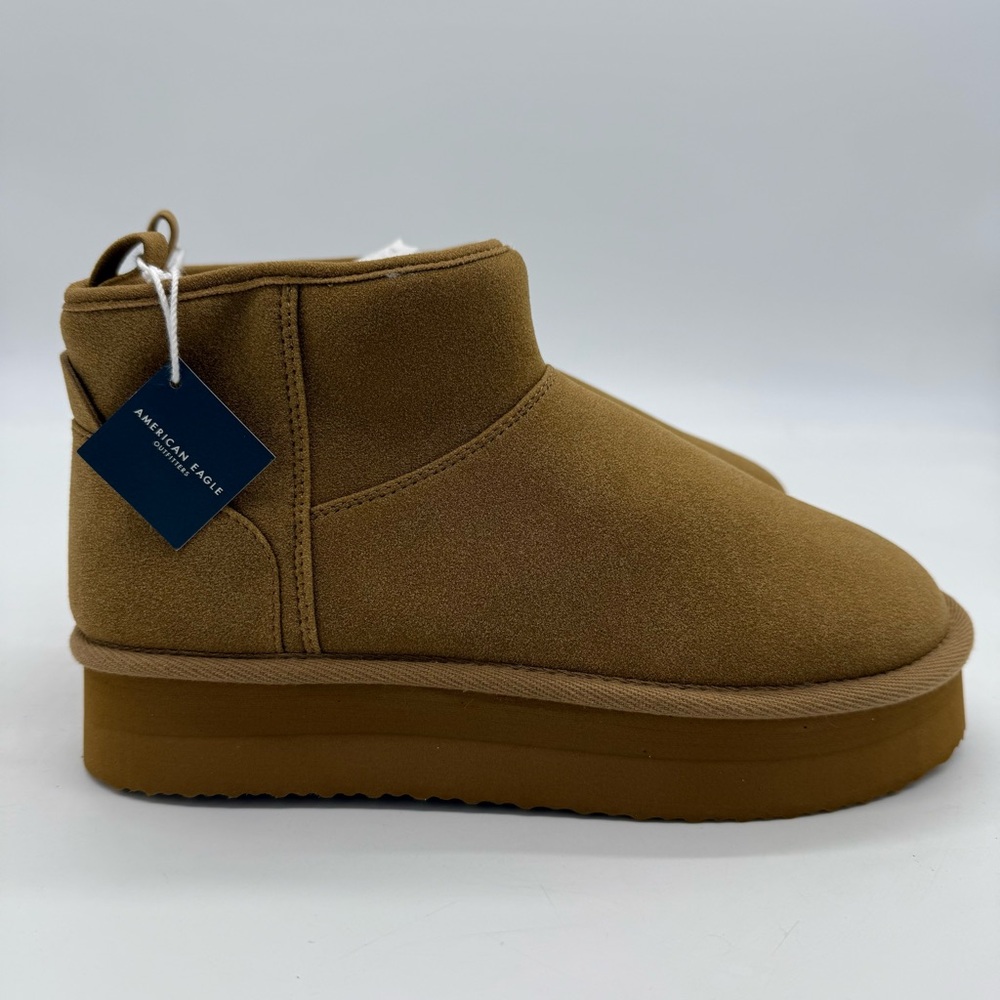 NWT American Eagle Tan Ankle Platform Boots Suede